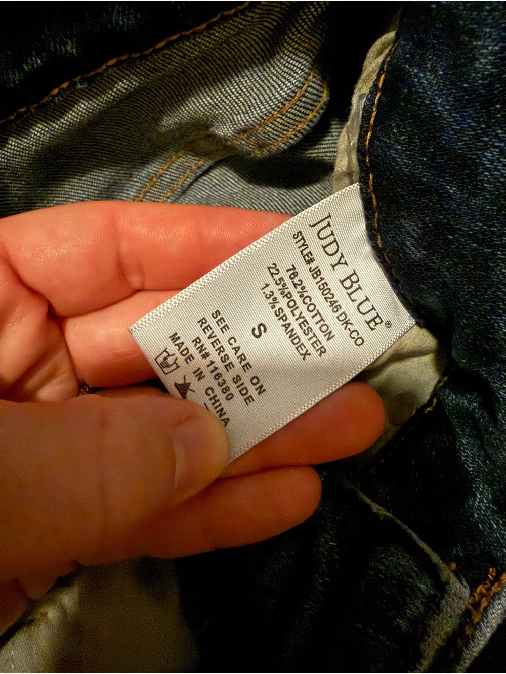 Judy blue high rise mom shorts small - Picture 3 of 3